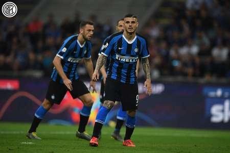 时光荏苒三十二载，感恩你我风雨相伴。同心逐梦共赴...（三十二载光阴如梭，感恩一路同行；同心逐梦，奔赴未来）