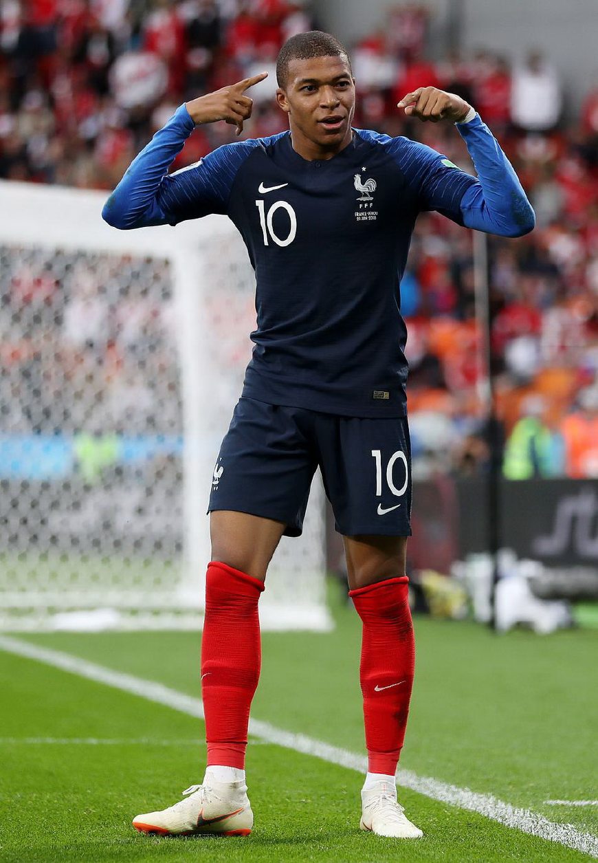 中国队五战全胜 成功晋级U17男足亚洲杯正赛（中国队五连胜晋级U17男足亚洲杯正赛）