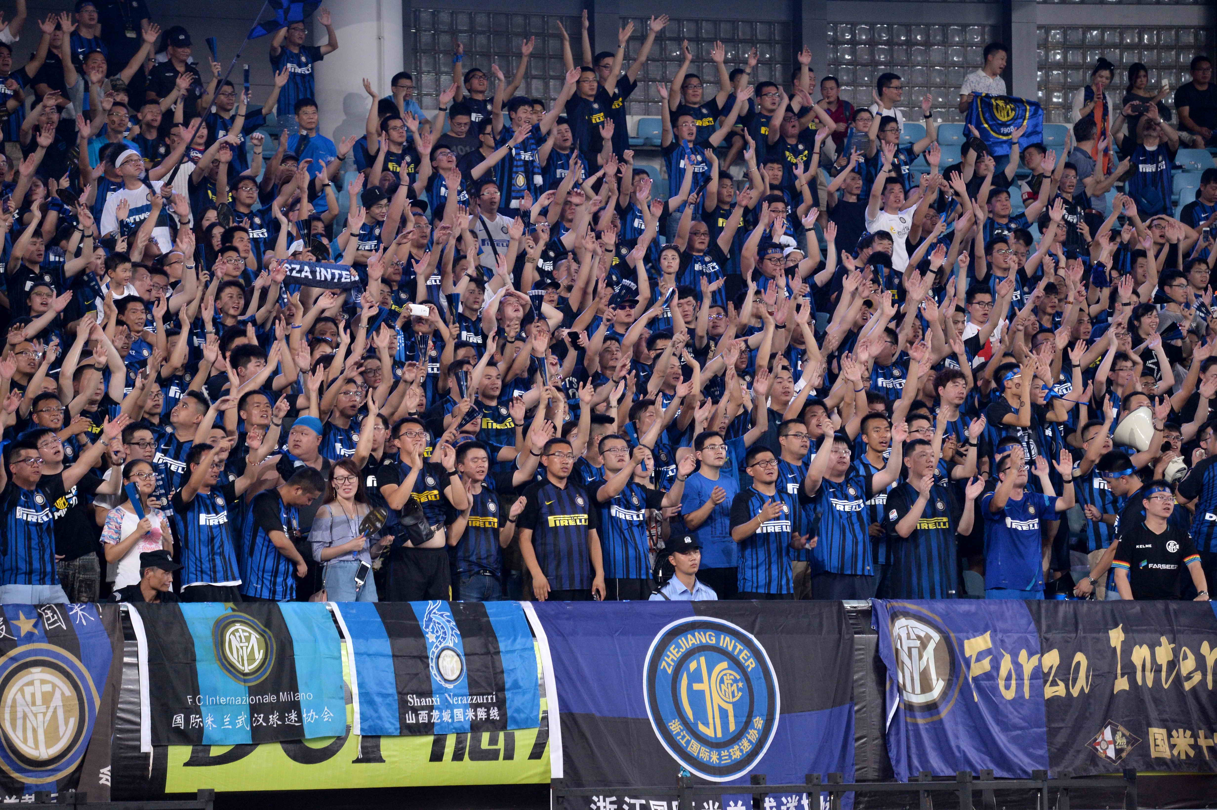 多纳鲁马：没想到能在英超发挥这么好，我很高兴能为瓜帅踢球（多纳鲁马：没料到自己在英超表现如此出色，为瓜迪奥拉效力让我很开心）