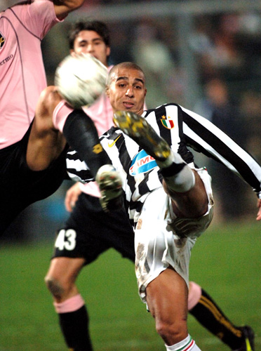 泰晤士：利物浦在关注莱昂尼和格伊；布拉德利出战社区盾存疑（泰晤士：利物浦考察莱昂尼与格伊，布拉德利出战社区盾成疑）