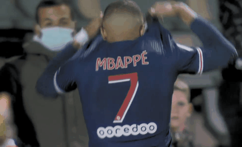 姆巴佩、C罗、德布劳内均未参与FIFA年度最佳球员投票（FIFA年度最佳球员投票未见姆巴佩、C罗、德布劳内参与）