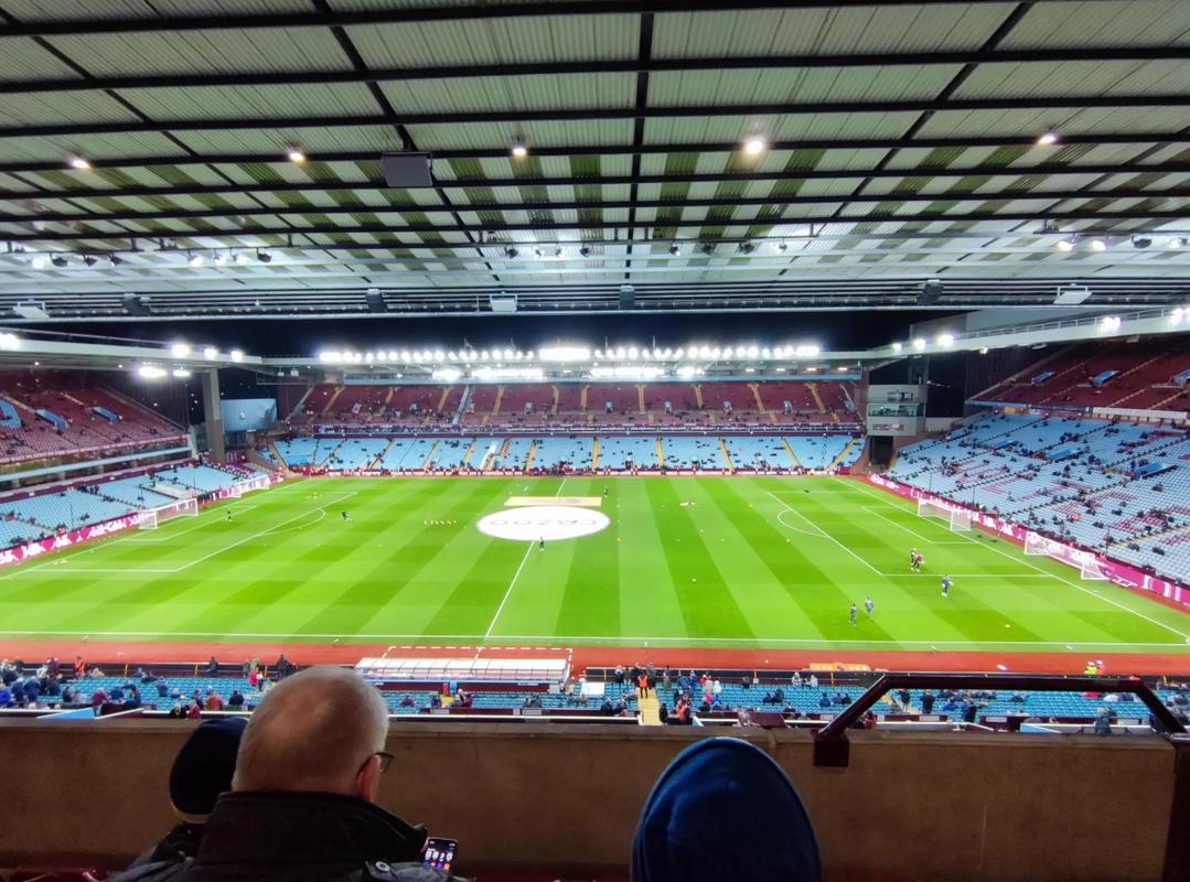 欧洲区世预赛K组大结局：英格兰出线，阿尔巴尼亚参加附加赛（欧洲世预赛K组收官：英格兰晋级正赛，阿尔巴尼亚挺进附加赛）