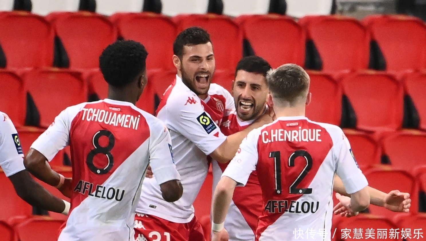 拉斯维加斯见！魔术&尼克斯率先晋级会师半决赛（魔术与尼克斯率先晋级，半决赛拉斯维加斯相会）